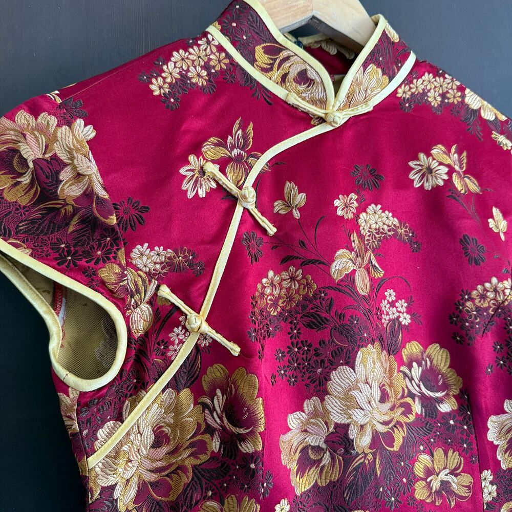 Vintage Red and Gold Brocade Silk Satin Qipao Cheongsam Dress | Small - Picture 3 of 5
